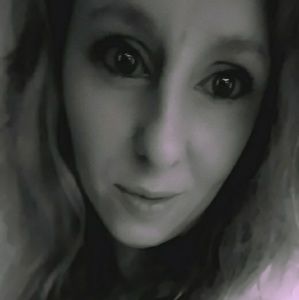 Meet your Posher, Deidra